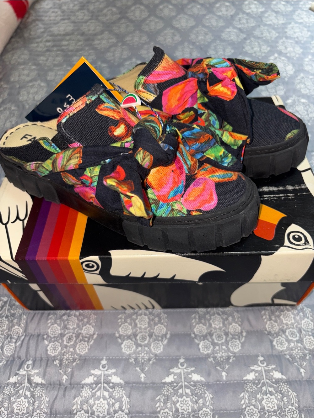NWT FARM RIO Black Multicolor Floral Knot Slip-On mules